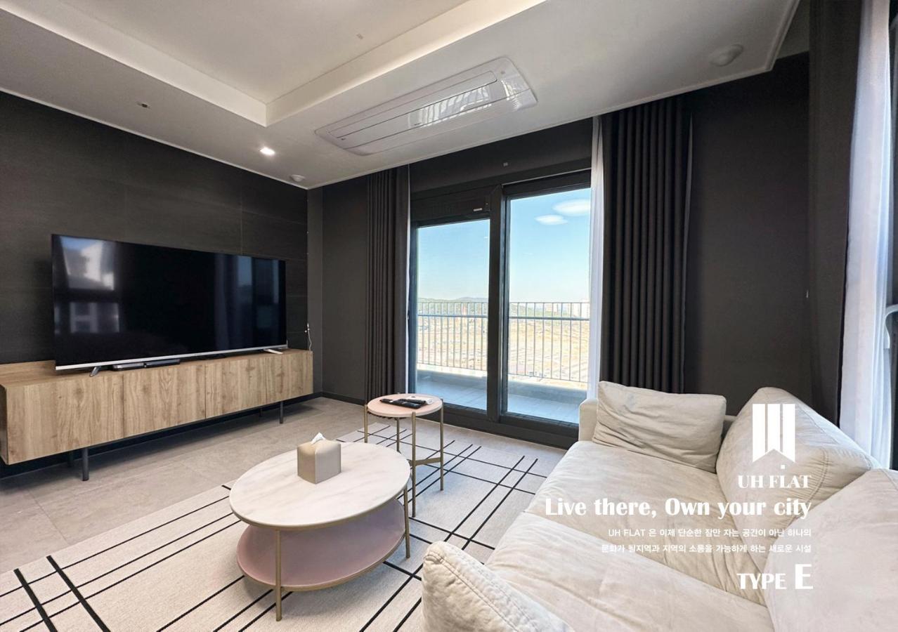 Y Collection By Uh Flat Osiria Aparthotel Busan Exteriör bild