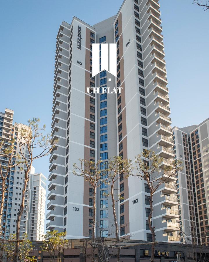 Y Collection By Uh Flat Osiria Aparthotel Busan Exteriör bild