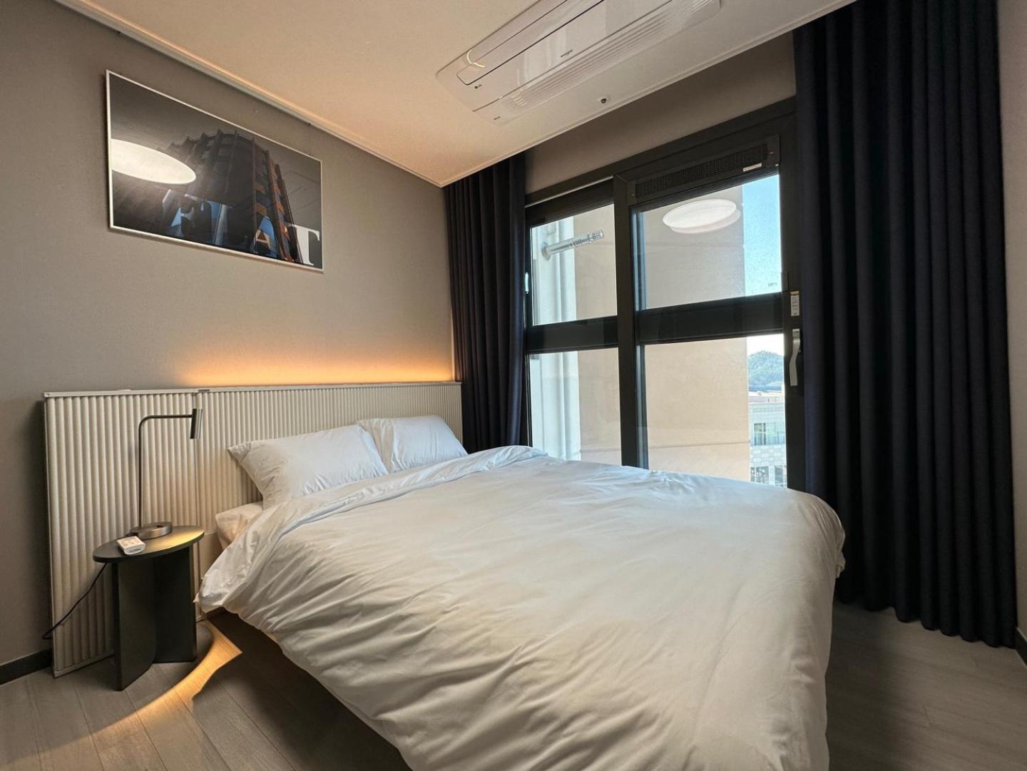 Y Collection By Uh Flat Osiria Aparthotel Busan Exteriör bild