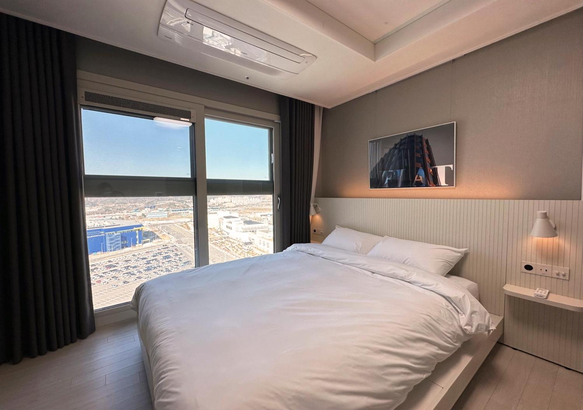 Y Collection By Uh Flat Osiria Aparthotel Busan Exteriör bild